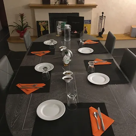 弗莱斯提尔旅馆 3* Monclar-de-Quercy