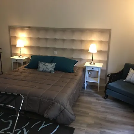 弗莱斯提尔旅馆 住宿加早餐酒店 Monclar-de-Quercy